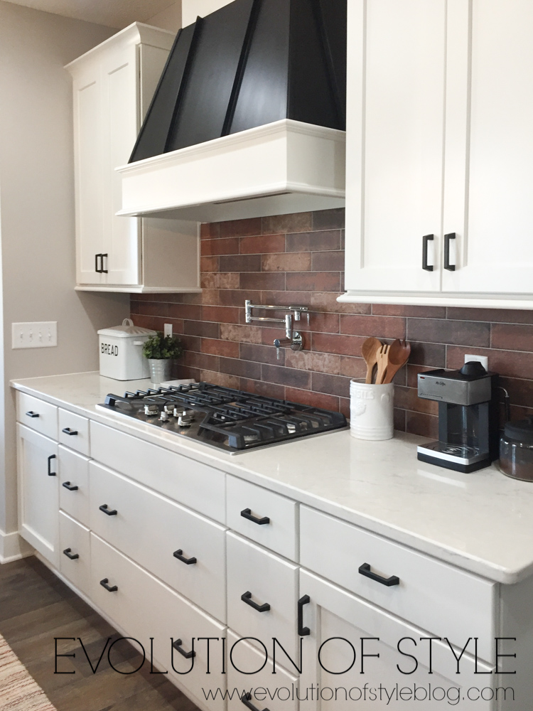 Modern Farmhouse Tour - Kitchen