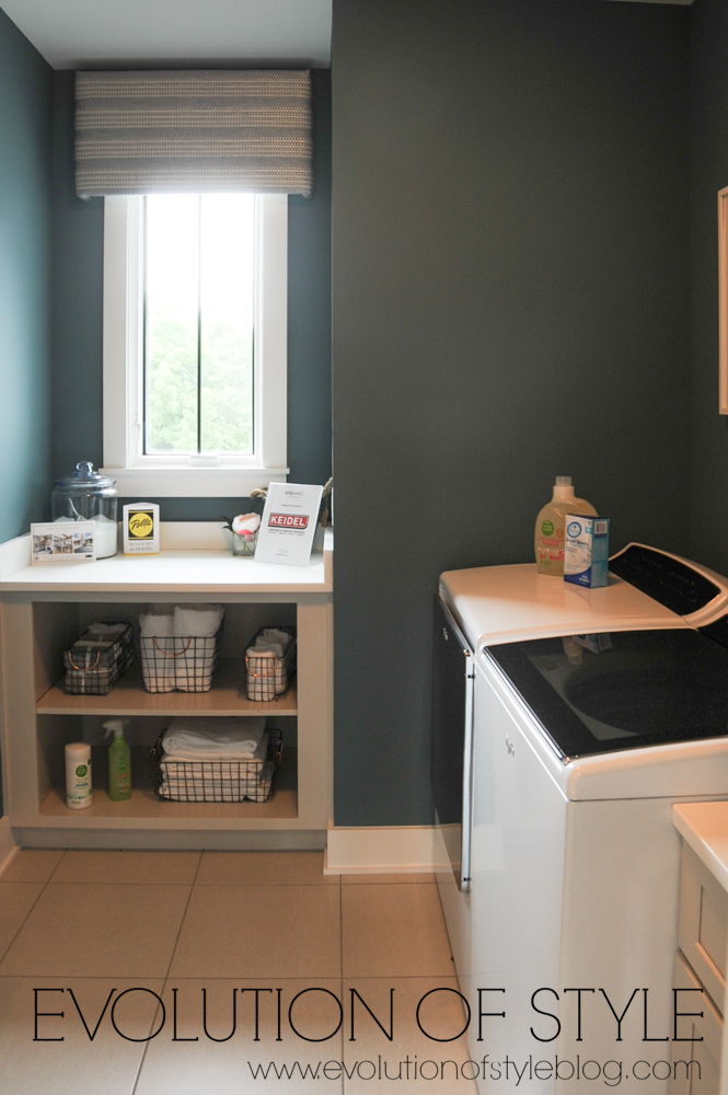 Modern farmhouse laundry room