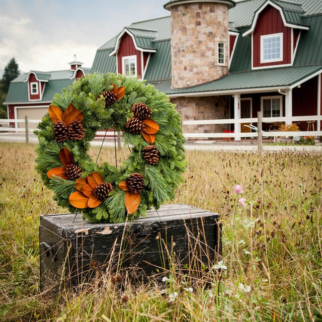 Lynch Creek Farm Southern Magnolia Wreath